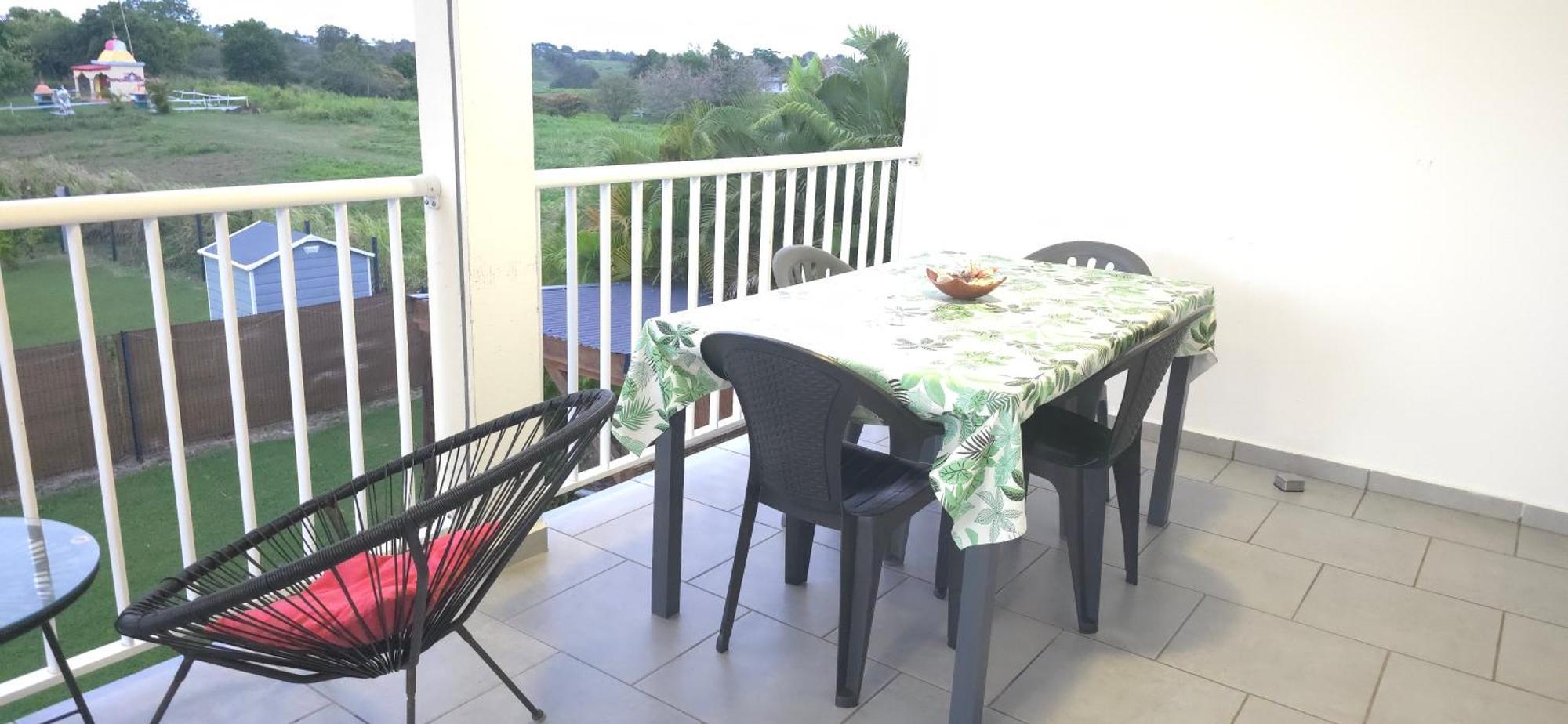 Maison Laurencia - Appartement De L'Etage Sainte-Anne  Ngoại thất bức ảnh